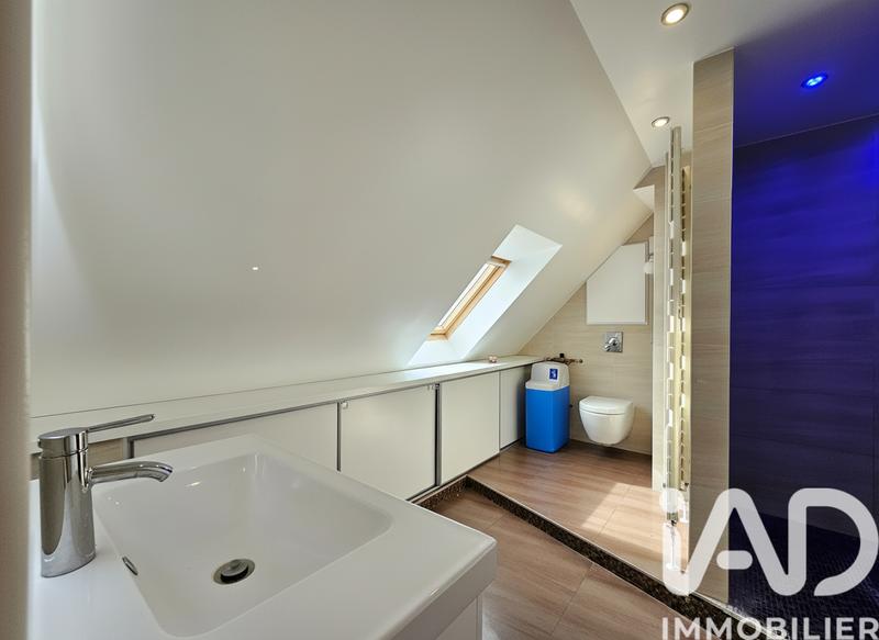 Appartement - 97 m² - 4 pièces