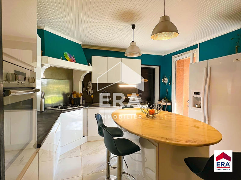 Maison - 110 m² - 4 pièces