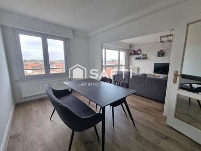 Appartement - 80 m² - 4 pièces