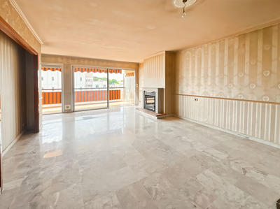 Appartement - 96 m² - 4 pièces