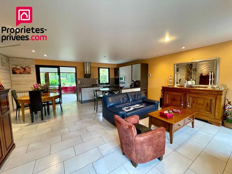 Maison - 103 m² - 7 pièces