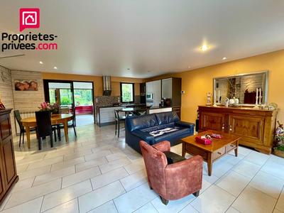 Maison - 103 m² - 7 pièces