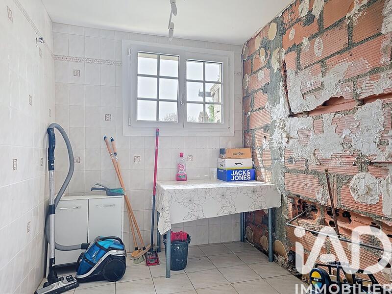 Maison - 297 m² - 8 pièces