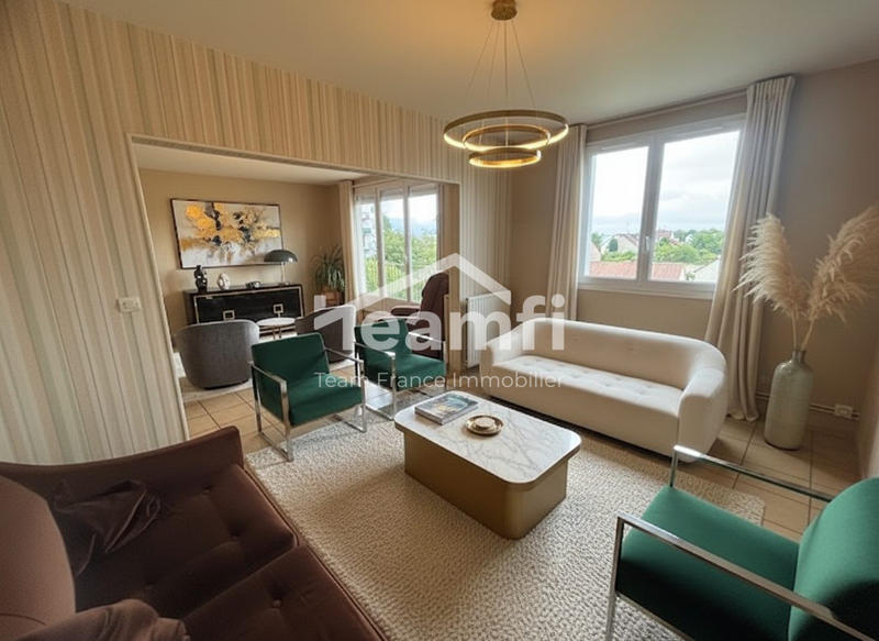 Appartement - 79 m² - 4 pièces