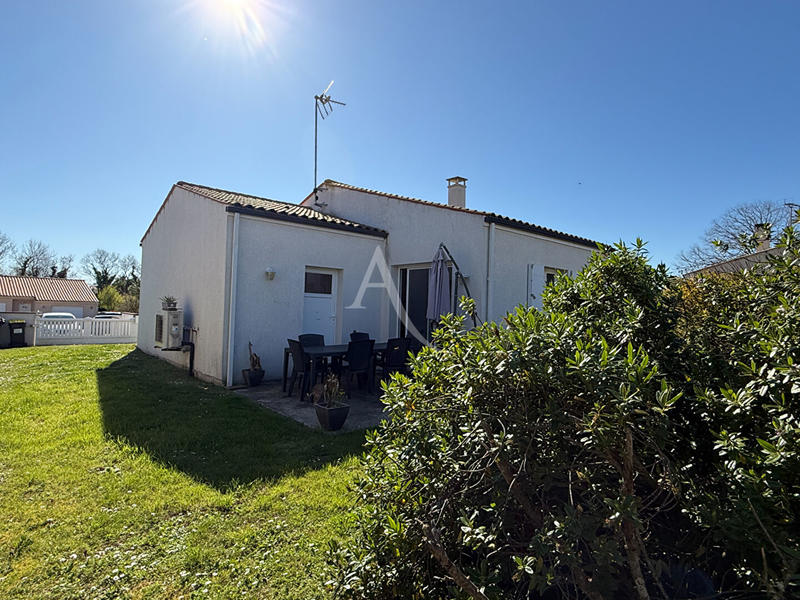 Maison - 90 m² - 4 pièces