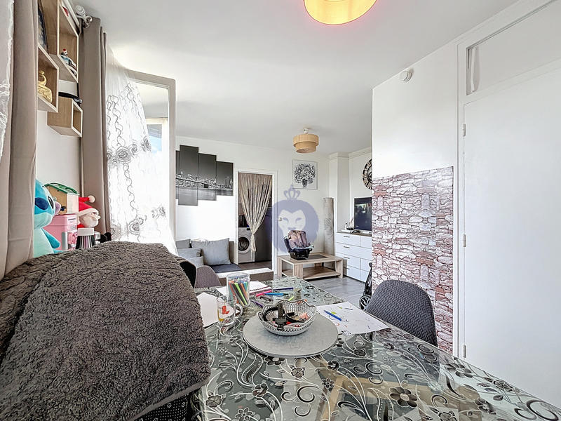 Appartement - 88 m² - 5 pièces