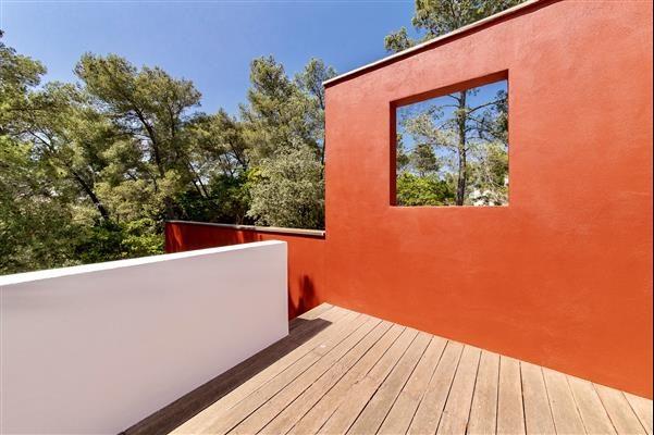 Maison contemporaine - 287 m² - 10 pièces