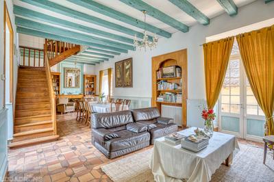 Maison traditionnelle - 152 m² - 5 pièces