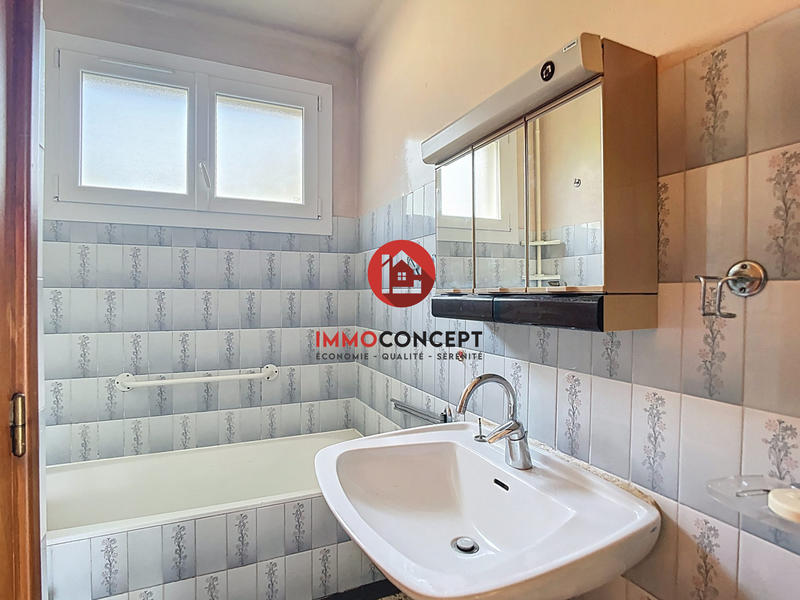 Maison - 178 m² - 7 pièces