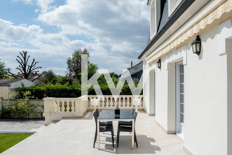 Maison d'architecte - 157 m² - 6 pièces