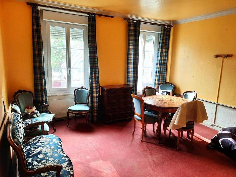 Maison - 199 m² - 8 pièces