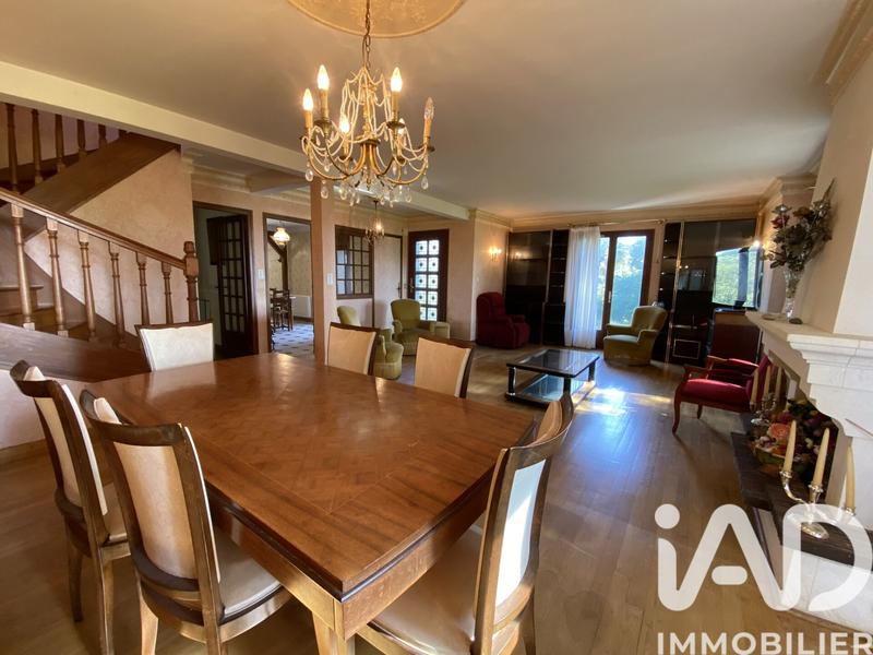 Maison - 139 m² - 7 pièces