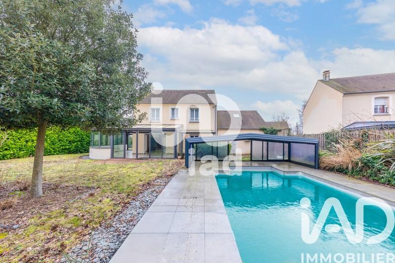 Maison - 180 m² - 7 pièces