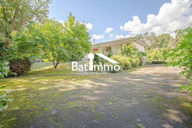 Maison traditionnelle - 134 m² - 6 pièces