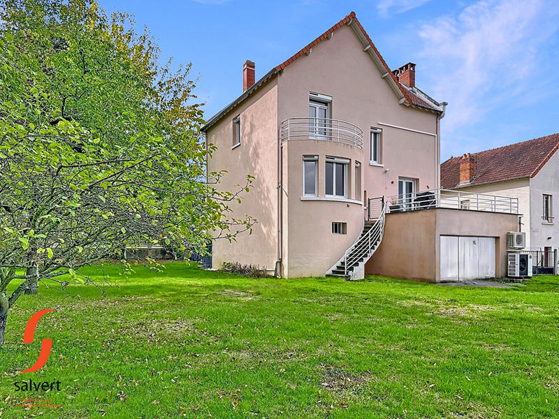 Maison - 141 m² - 6 pièces