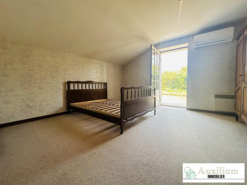 Maison ancienne - 182 m² - 7 pièces