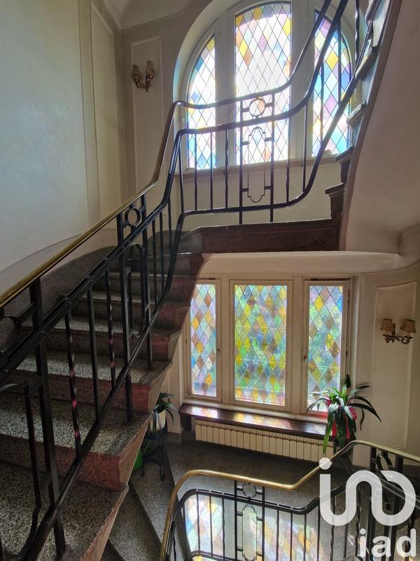 Maison - 315 m² - 20 pièces