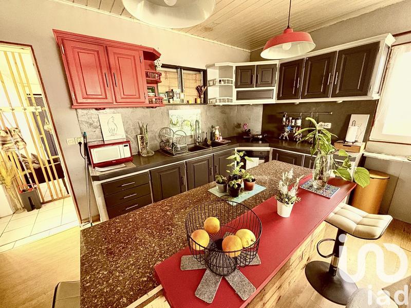 Maison - 199 m² - 7 pièces