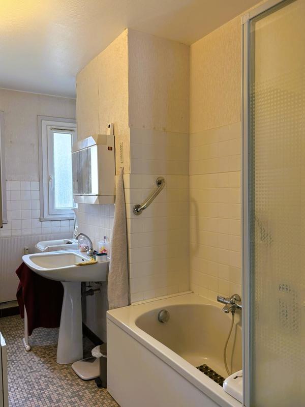 Appartement - 97 m² - 4 pièces