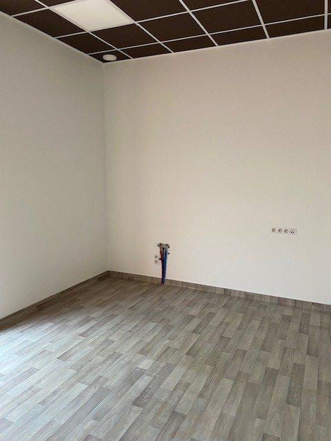 Local commercial - 208 m²