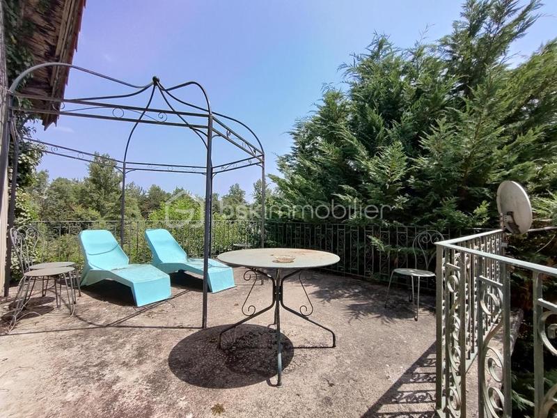 Moulin - 287 m² - 12 pièces