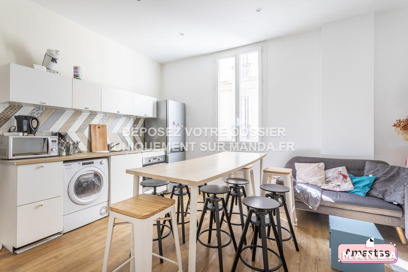 Chambre - 10 m² - 5 pièces