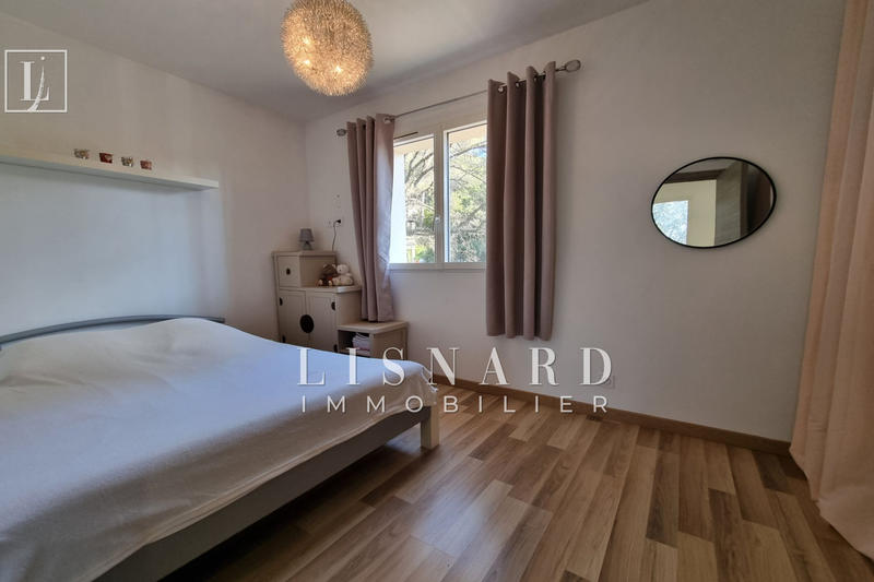 Villa - 120 m² - 6 pièces