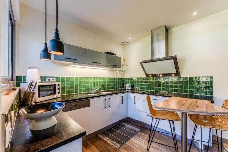 Propriété - 135 m² - 4 pièces