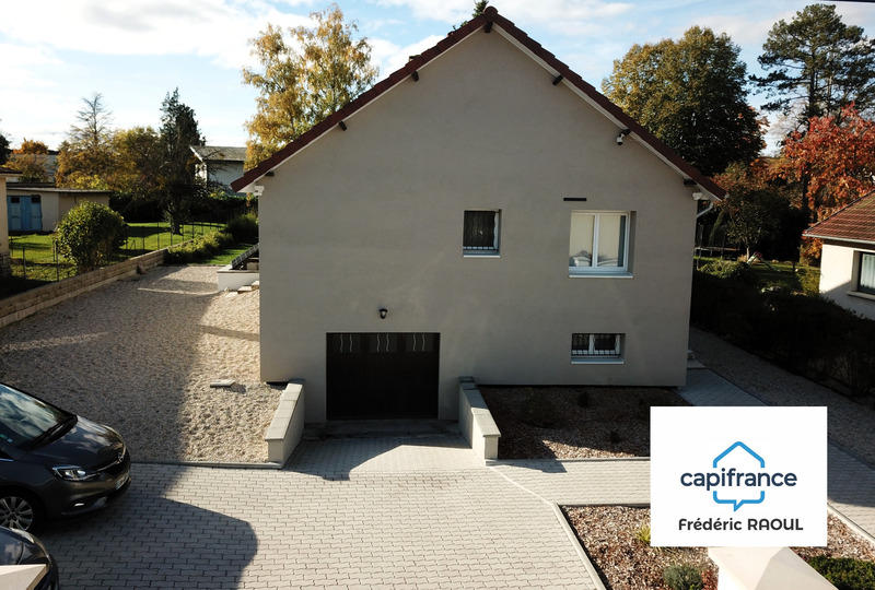 Maison - 180 m² - 6 pièces