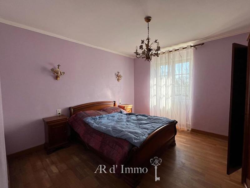 Longère - 195 m² - 7 pièces