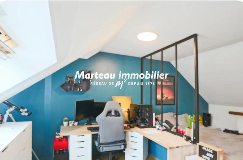 Maison - 234 m² - 8 pièces