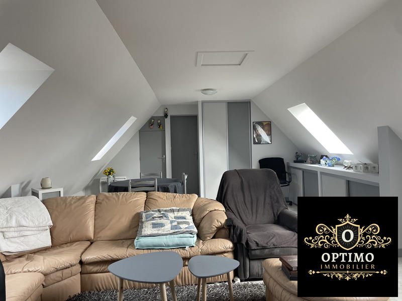 Maison - 210 m² - 8 pièces