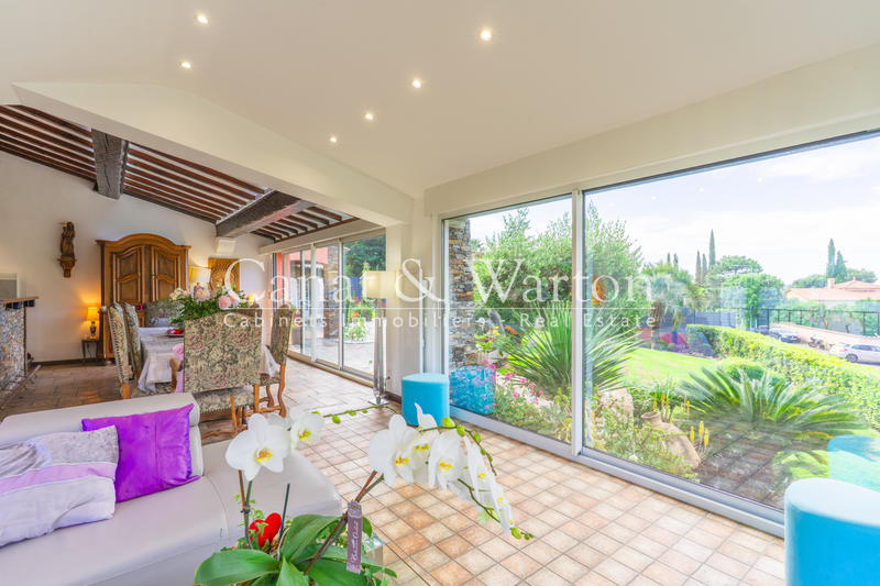 Villa - 250 m² - 7 pièces