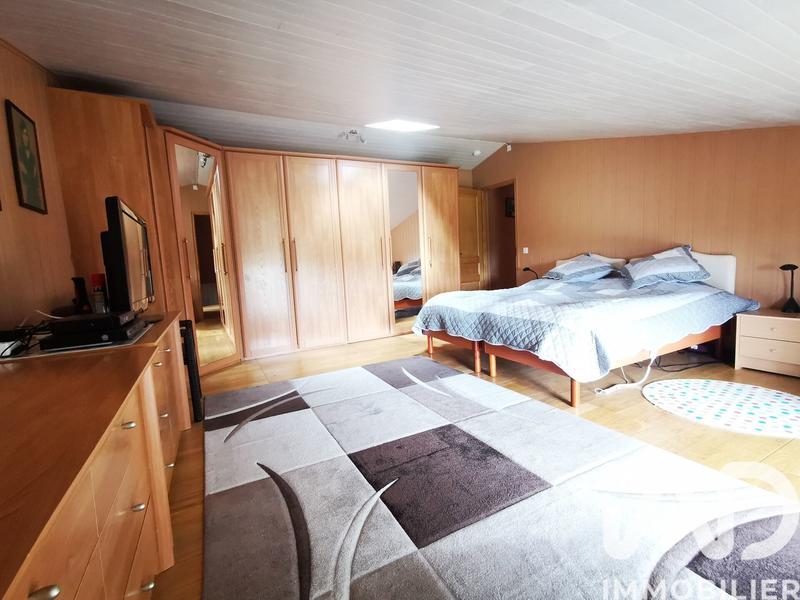 Maison - 183 m² - 6 pièces