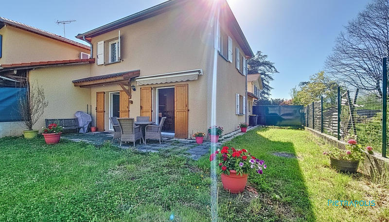 Maison - 88 m² - 4 pièces