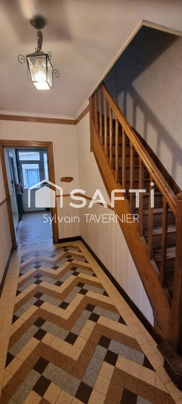 Maison - 93 m² - 5 pièces