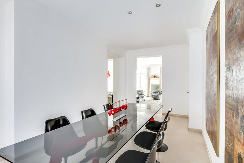 Appartement - 145 m² - 5 pièces