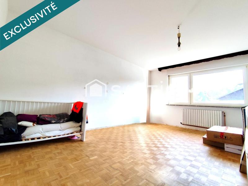 Maison - 228 m² - 9 pièces