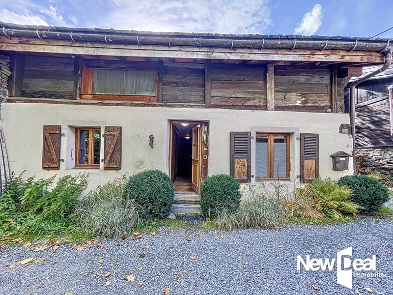 Maison en pierre - 168 m² - 8 pièces