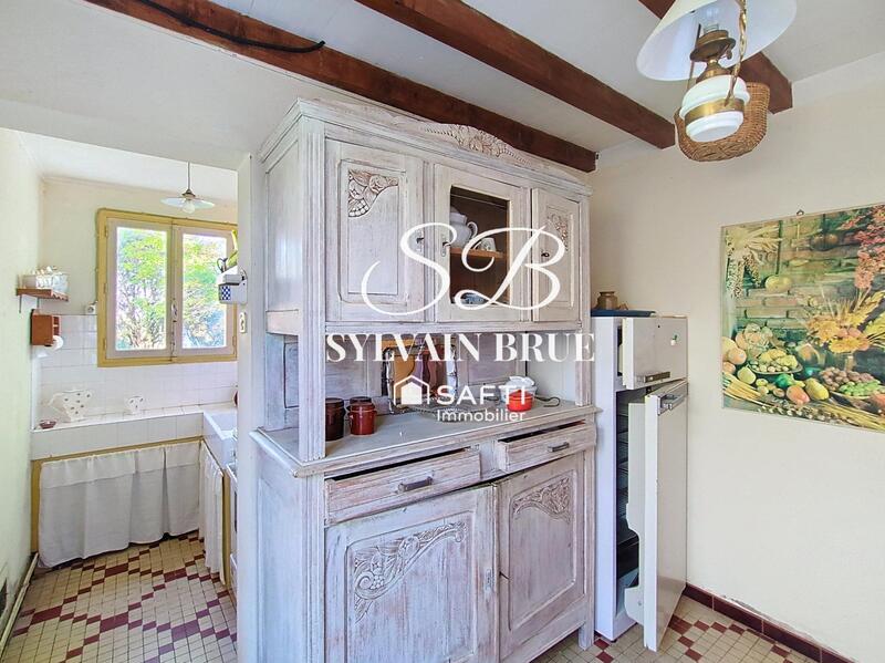 Maison - 170 m² - 9 pièces