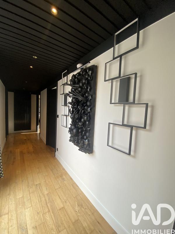 Maison de maîtres - 313 m² - 8 pièces