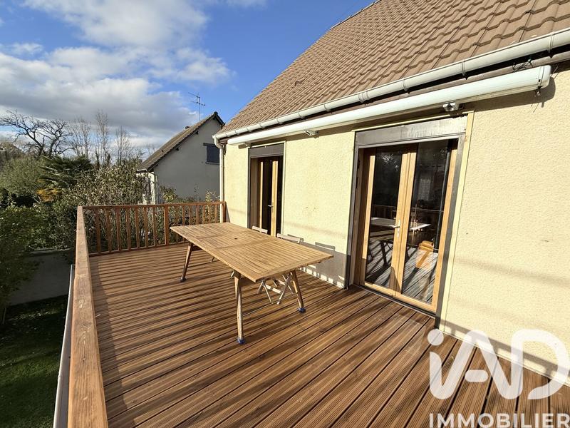 Maison - 90 m² - 5 pièces