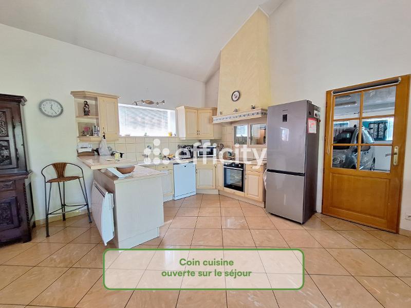 Maison - 138 m² - 5 pièces