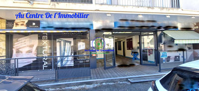 Local commercial - 598 m² - 10 pièces