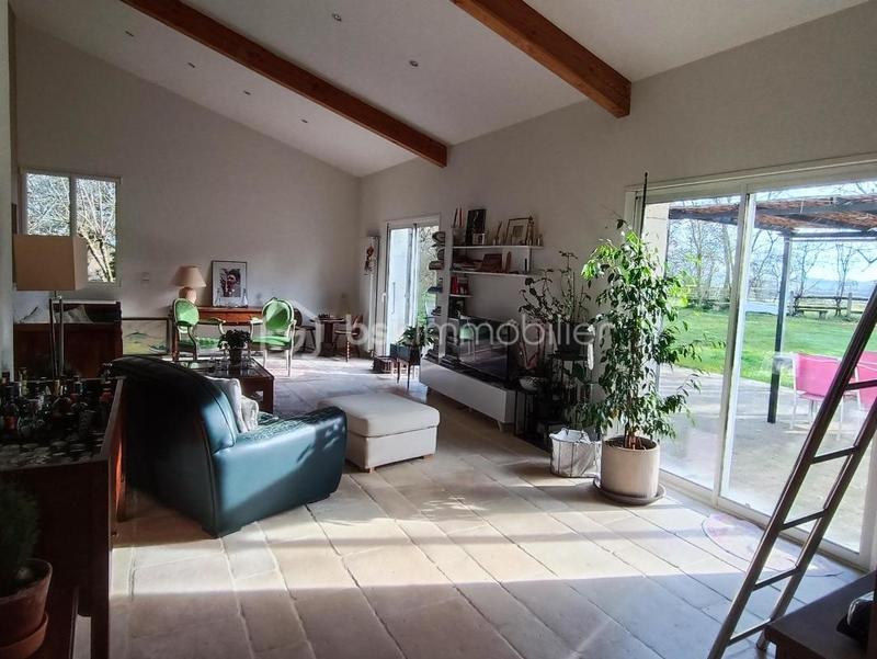 Maison de campagne - 245 m² - 7 pièces