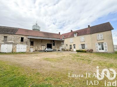 Maison - 228 m² - 8 pièces