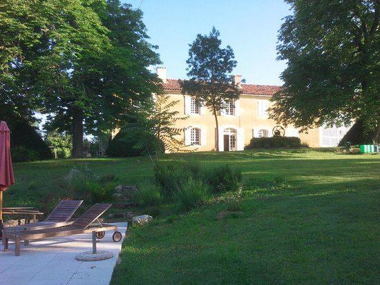 Maison - 428 m² - 20 pièces