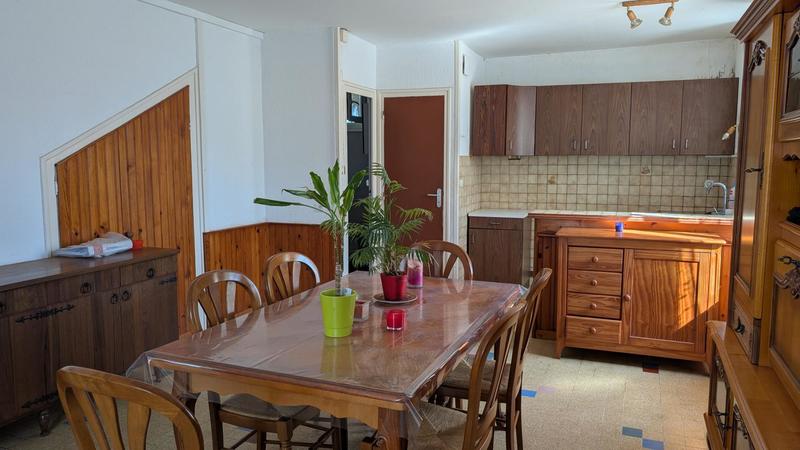 Maison - 123 m² - 8 pièces