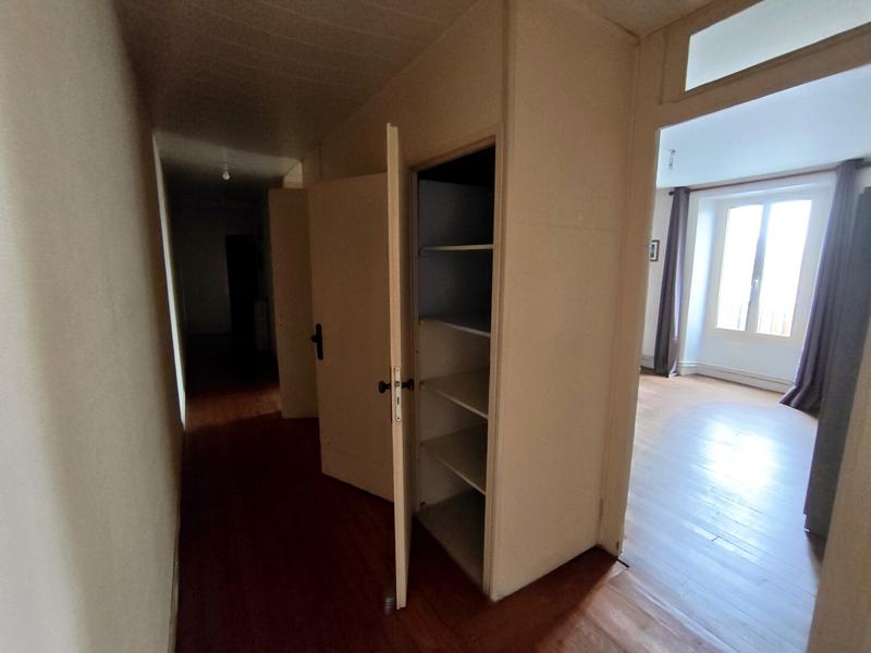Appartement - 82 m² - 2 pièces