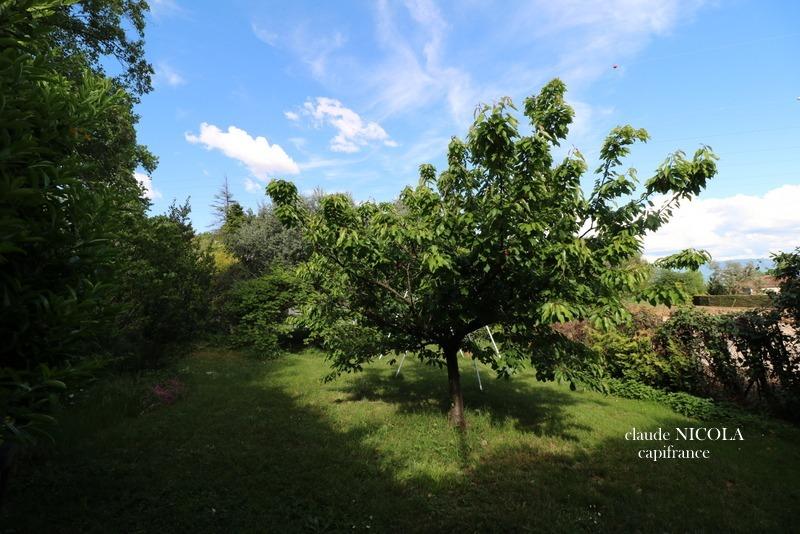 Terrain constructible - 616 m²